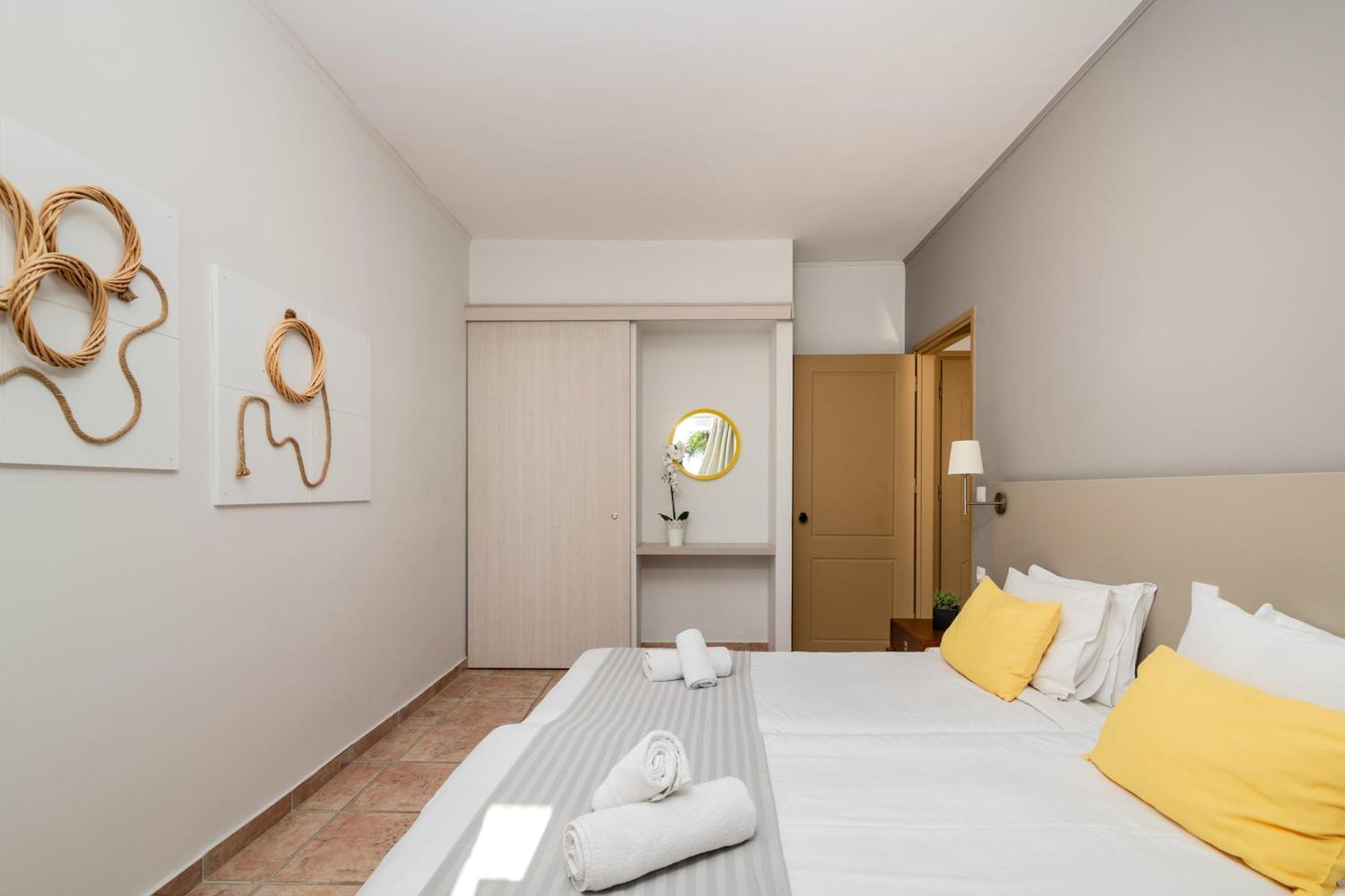 Cavo D'Oro All Inclusive Resort Kalamaki  Exterior photo