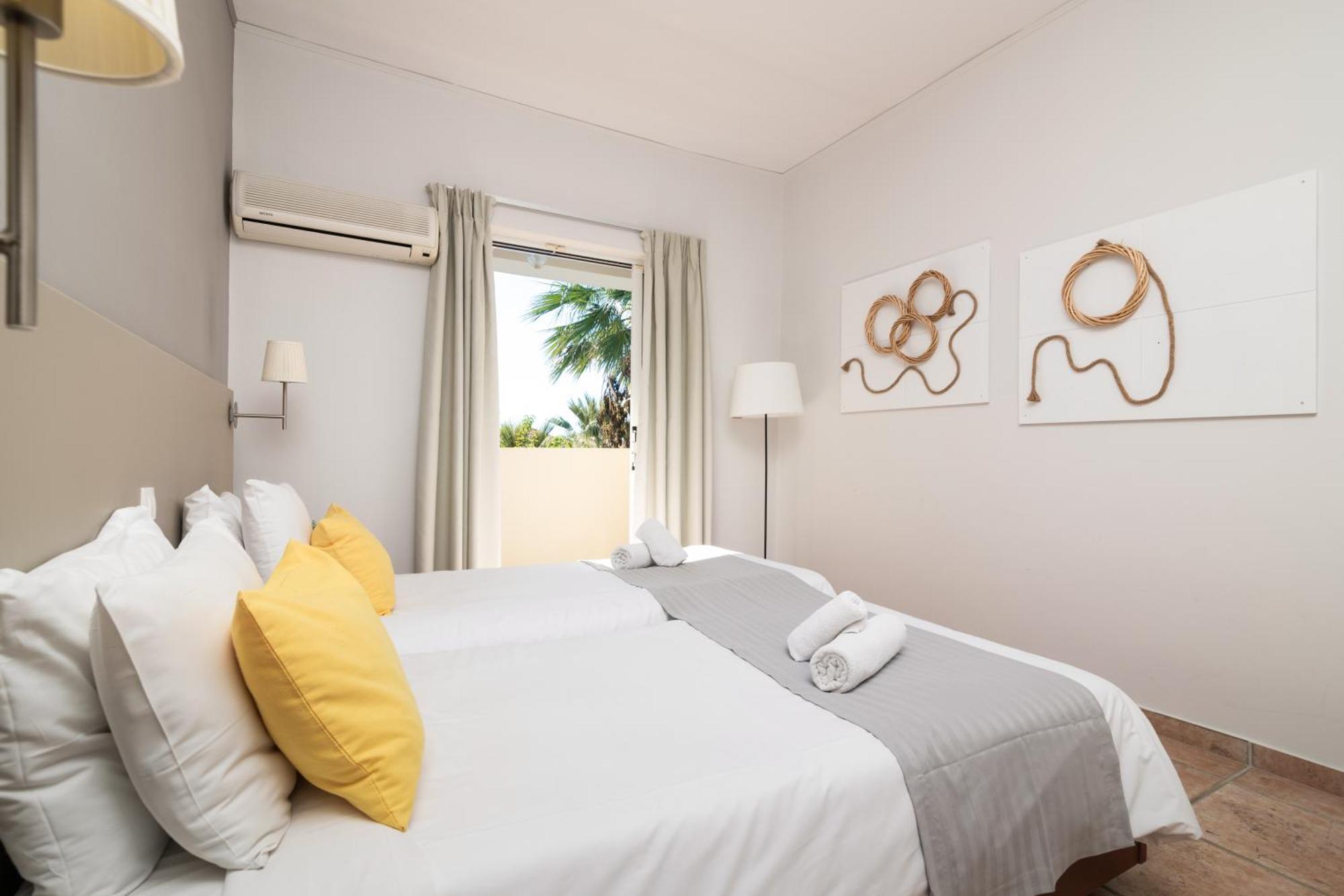 Cavo D'Oro All Inclusive Resort Kalamaki  Exterior photo