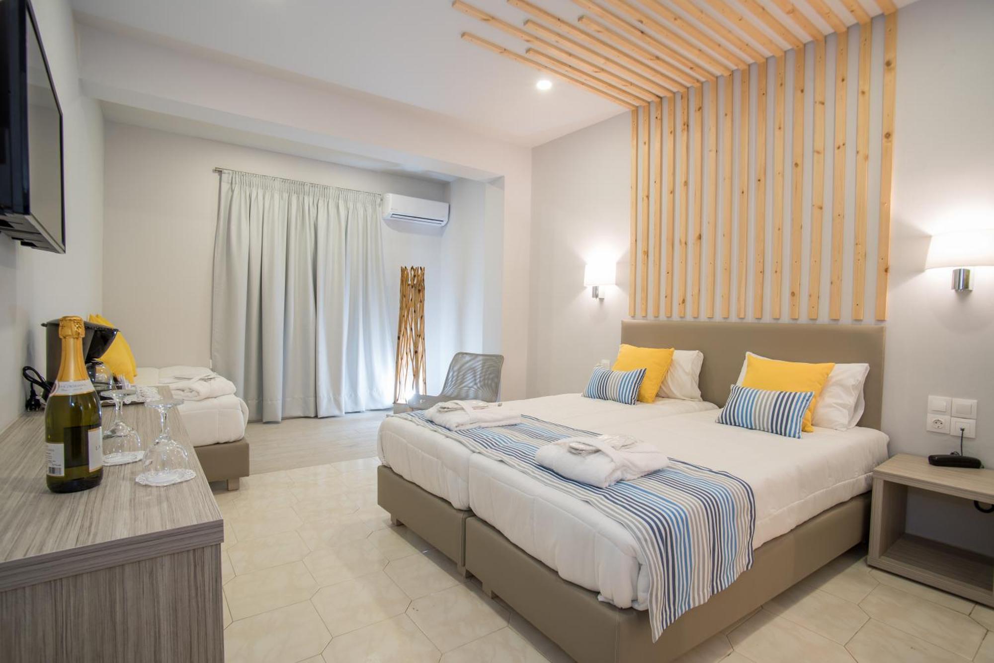 Cavo D'Oro All Inclusive Resort Kalamaki  Exterior photo